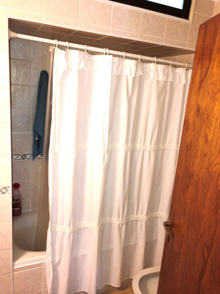 CHALET CON PILETA Y QUINCHO PARQUE LURO