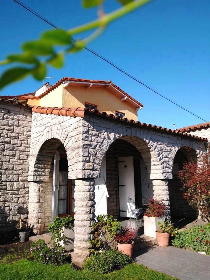 CHALET EN SAN CARLOS