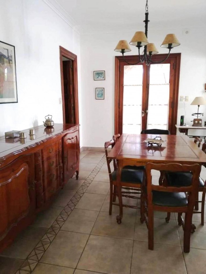 CHALET EN SAN CARLOS