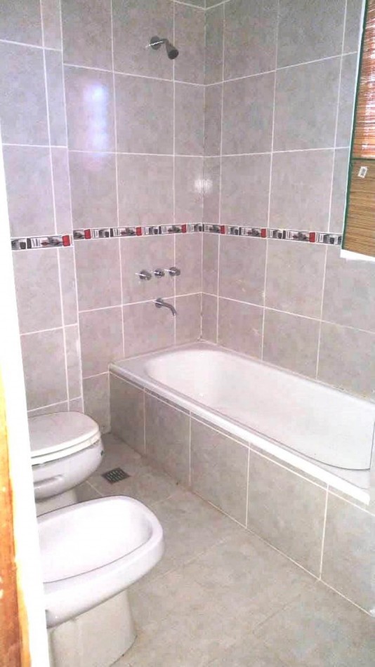 CHALET EN SAN CARLOS