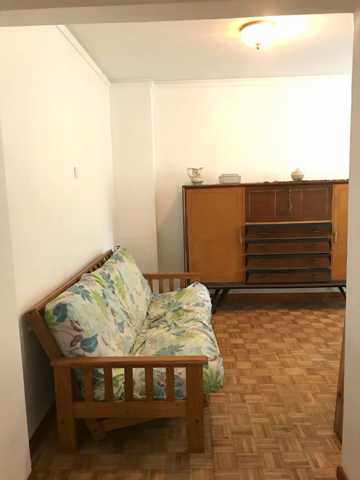 DEPARTAMENTO 3 AMBIENTES C/ COCHERA ZONA CENTRO