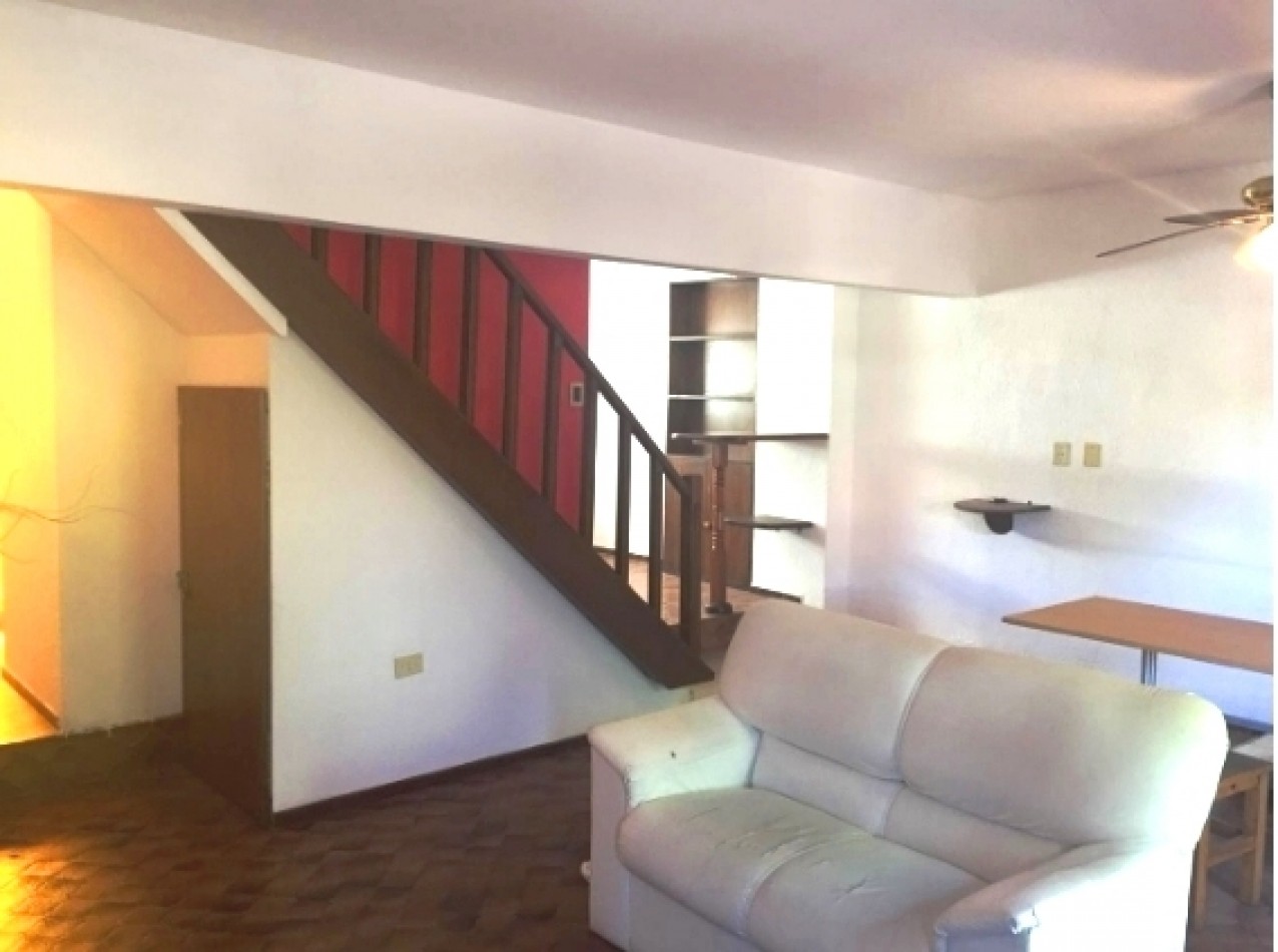DEPARTAMENTO 3 AMB. TIPO DUPLEX C/ COCHERA