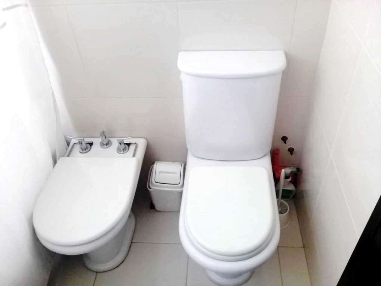 DUPLEX 4 AMBIENTES COCHERA , JARDIN y PARRILA