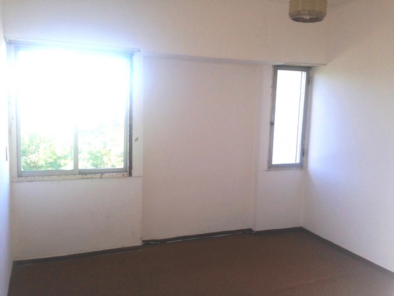 DEPARTAMENTO DE 2 AMBIENTES AMPLIOS