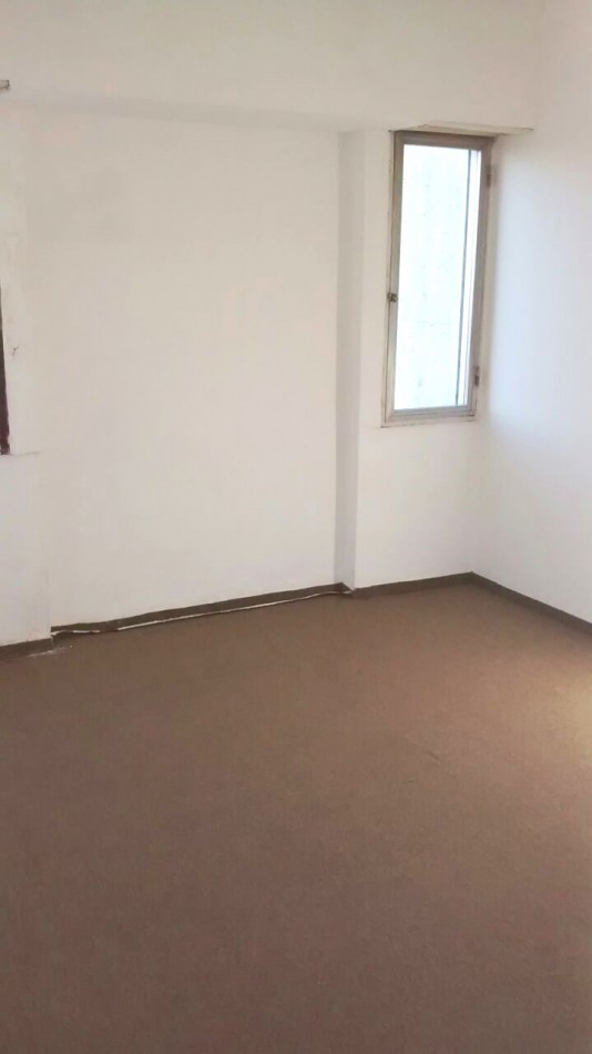 DEPARTAMENTO DE 2 AMBIENTES AMPLIOS