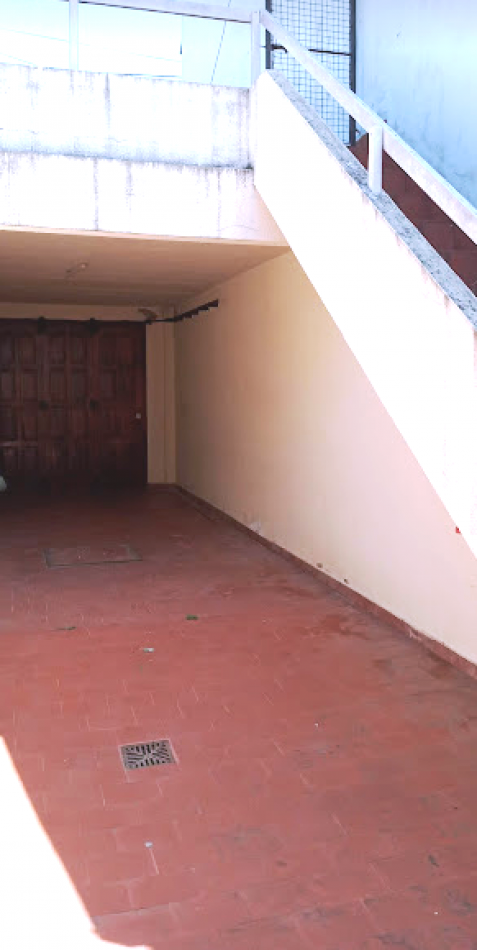 CHALET EN PARQUE LURO