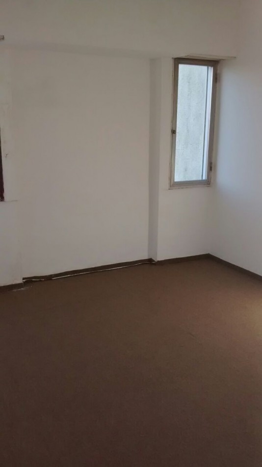 DEPARTAMENTO 2 AMBIENTES AMPLIOS