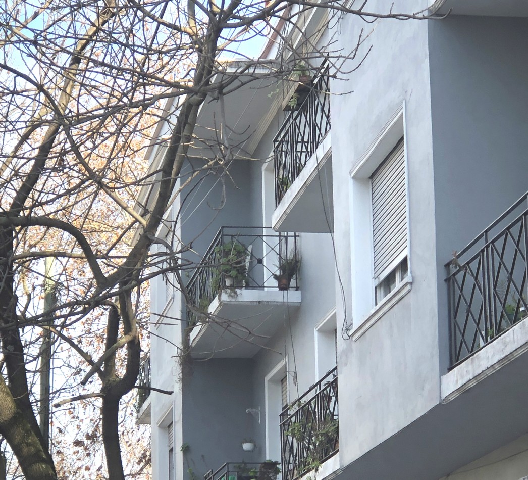 DEPARTAMENTO 4 AMBIENTES A LA CALLE