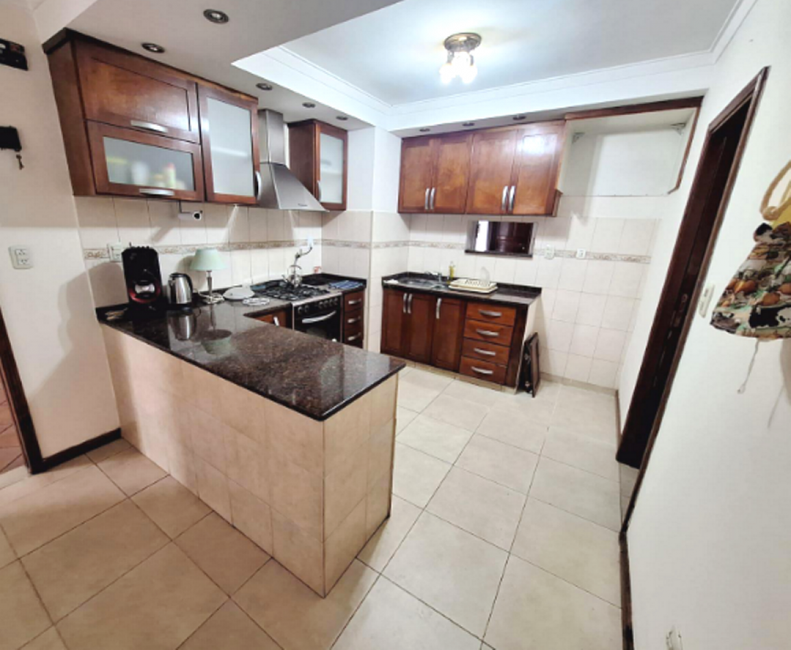 CHALET EN 2 PLANTAS CON GRAN PARQUE