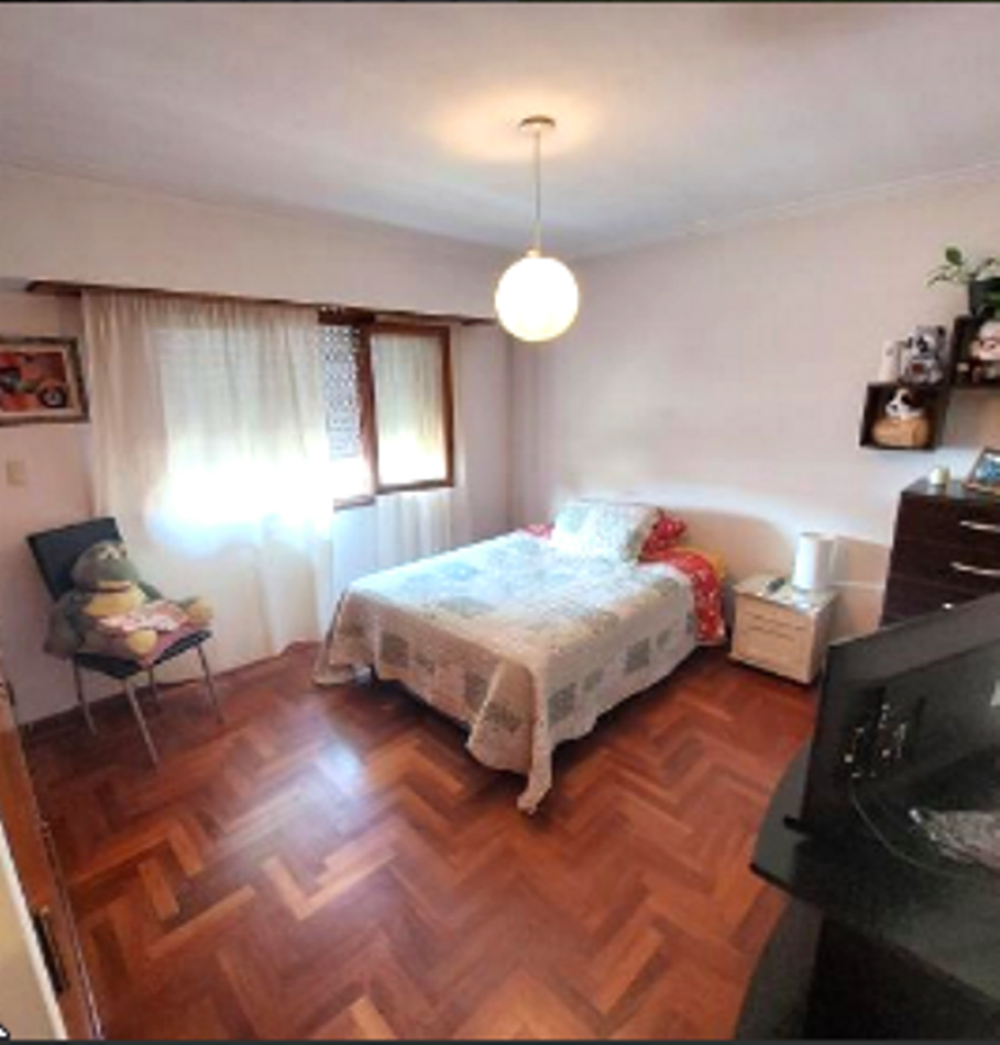 CHALET EN 2 PLANTAS CON GRAN PARQUE