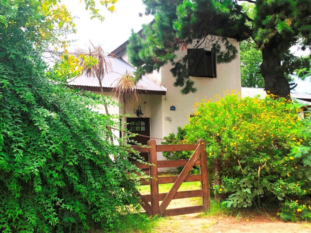 CHALET 4 AMBIENTES