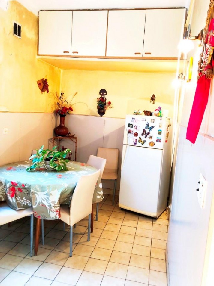 DEPARTAMENTO 4 AMBIENTES A LA CALLE