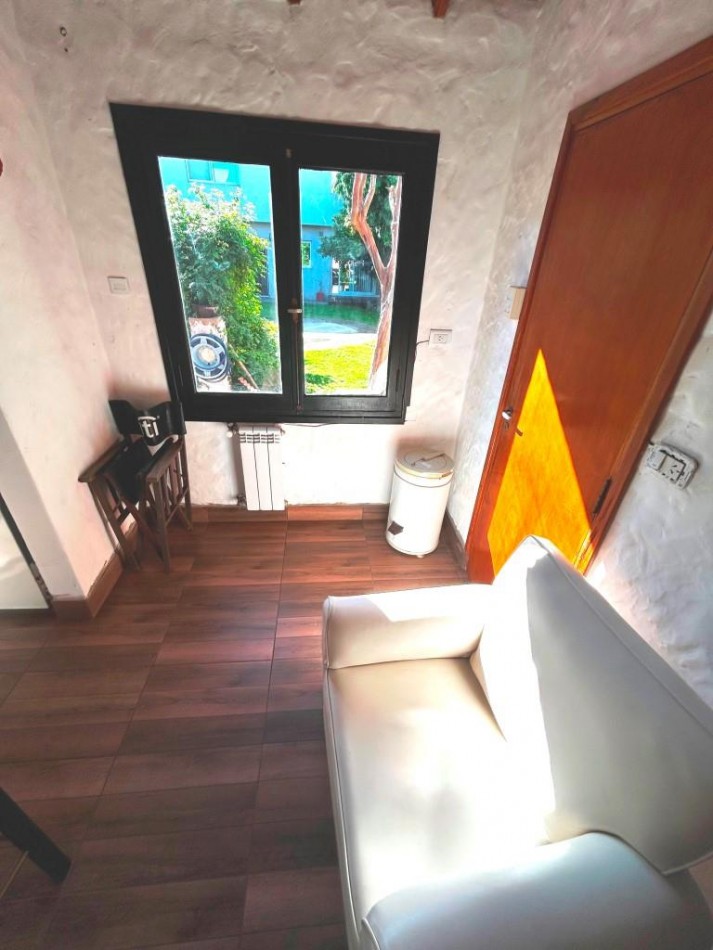 EXCELENTE CHALET ZONA GUEMES