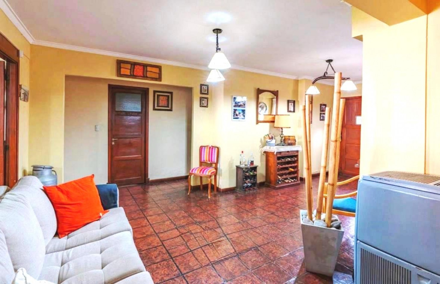 CHALET ZONA CENTRO GUEMES