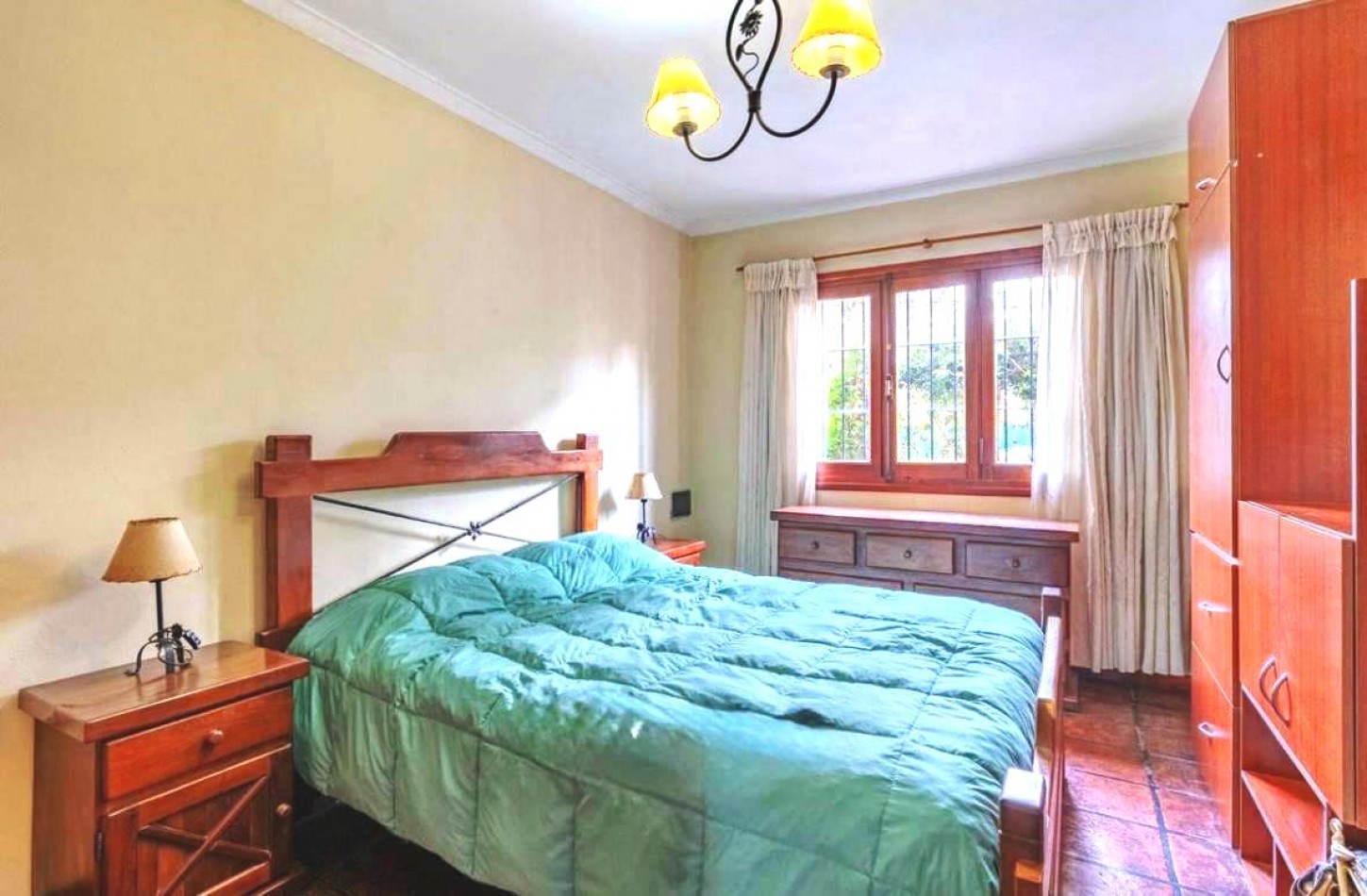 CHALET ZONA CENTRO GUEMES