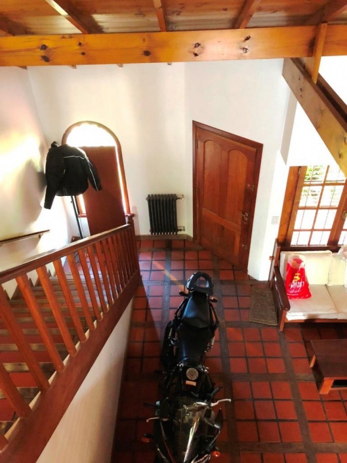 CHALET CON PILETA Y QUINCHO PARQUE LURO