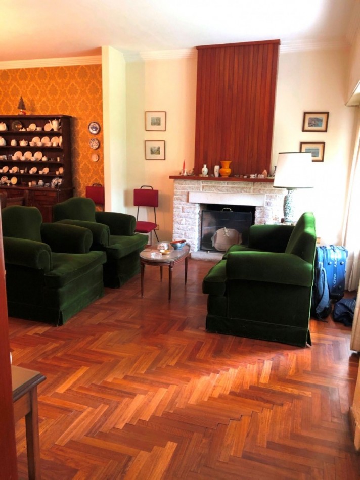 CHALET EN LO MEJOR DE LOS TRONCOS