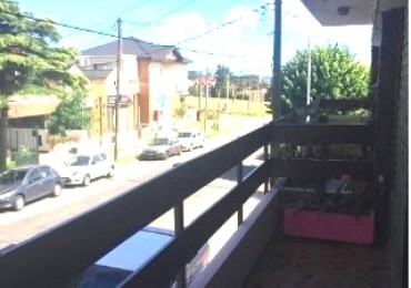 DEPARTAMENTO 3 AMB. TIPO DUPLEX C/ COCHERA